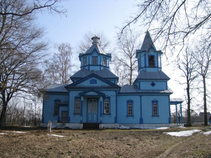 Church of the Descent of the Holy Spirit, Kuvechichi