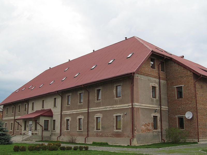 House of Sisters of Mercy (Hospital), Town