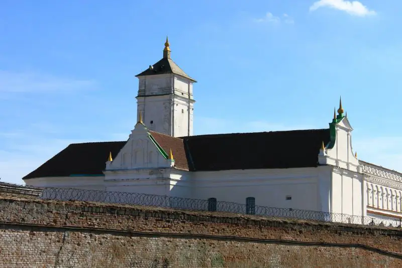 Бернардинский монастырь, Изяслав
