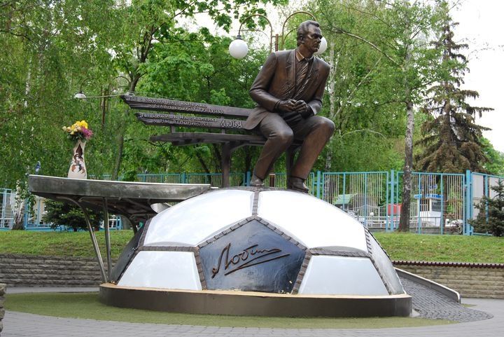 Monument to Valery Lobanovsky