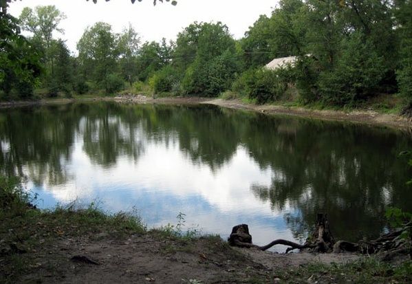 Lake Bottomless, Svyatogorsk