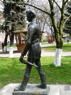 The monument to Shandor Petofi