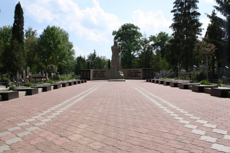  Homeland-Motherland Memorial, Sumy 