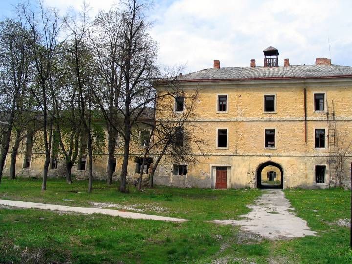 Казармы Каменец-Подольской крепости