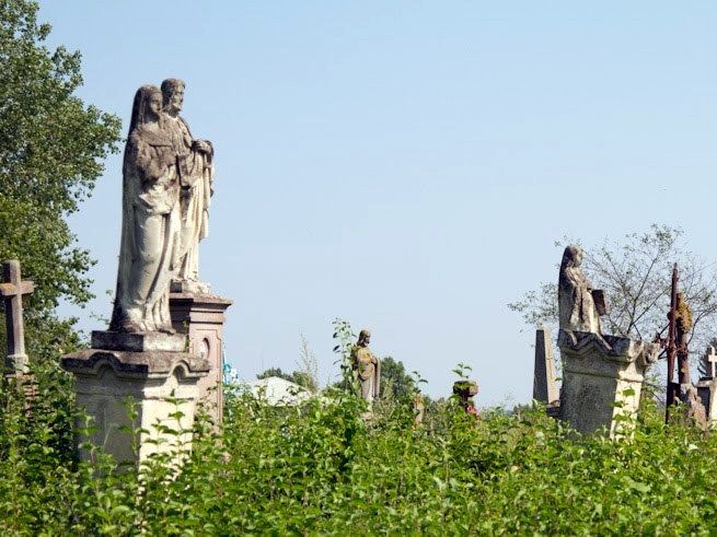 Старое польское кладбище, Струсов