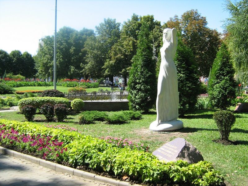 Pervomaisky Square