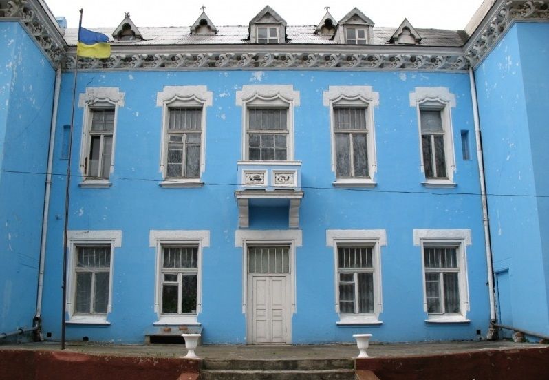 Дворец Курисов, Исаево
