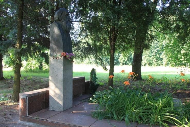 Памятник Ге, Фастовцы