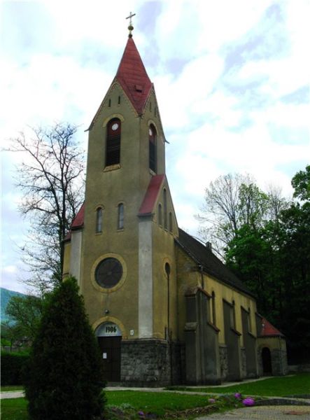 St. Augustine's Church, Perechin