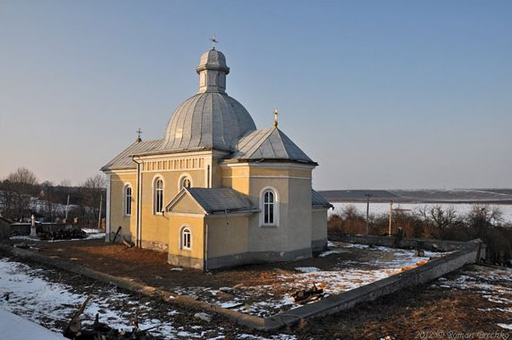 Церковь Св. Михаила, Рожиск