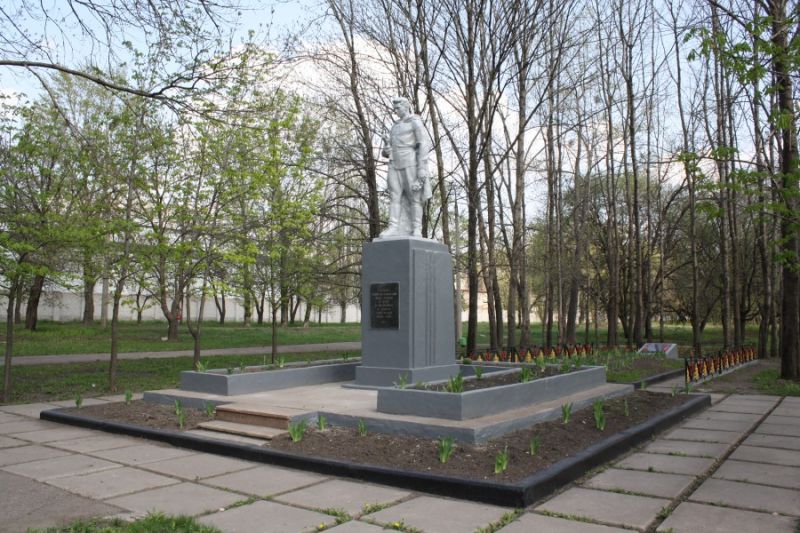 Monument to the heroes who fell during the liberation of Kharkov