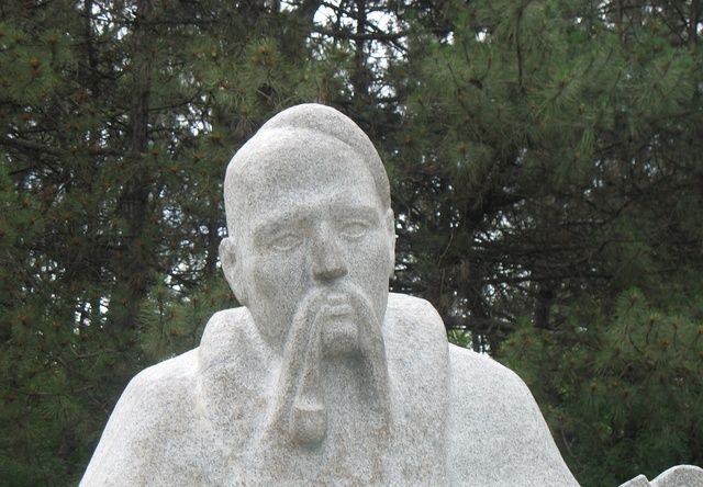 Monument to the Cossack Mamai, Zaporozhye