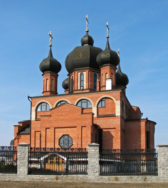  Church of Michael the Archangel, Chervony Donets 