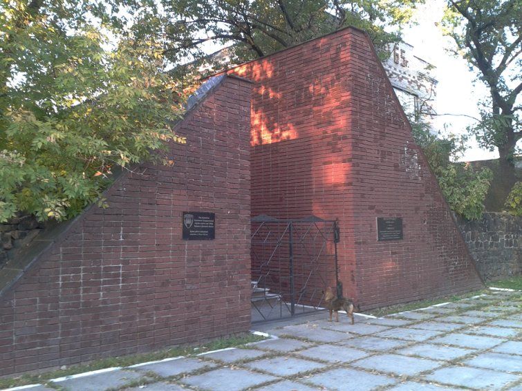  Memorial complex Shurf mine No. 4/4-bis 