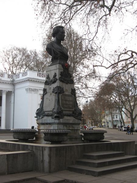 Monument to Pushkin, Odessa