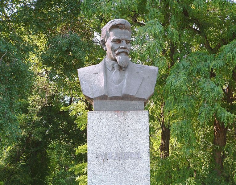 Monument to Kalinin, Dnepropetrovsk