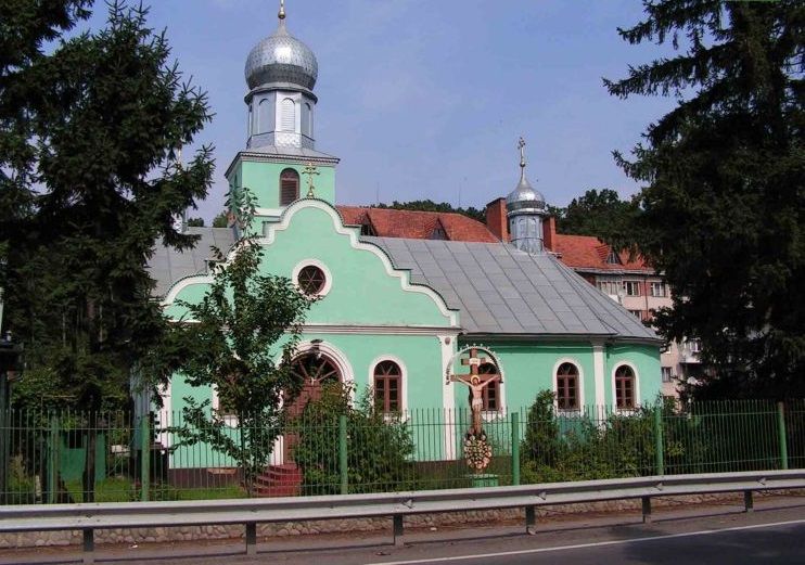 Церква Петра і Павла, Карпати