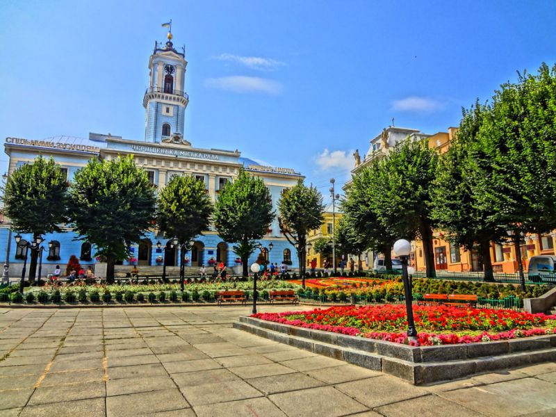  Chernivtsi Town Hall 