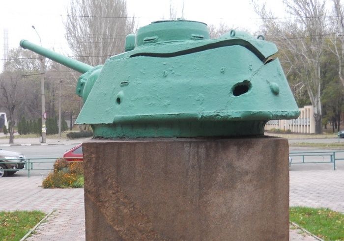  Monument to the tankers-liberators, Zaporozhye 