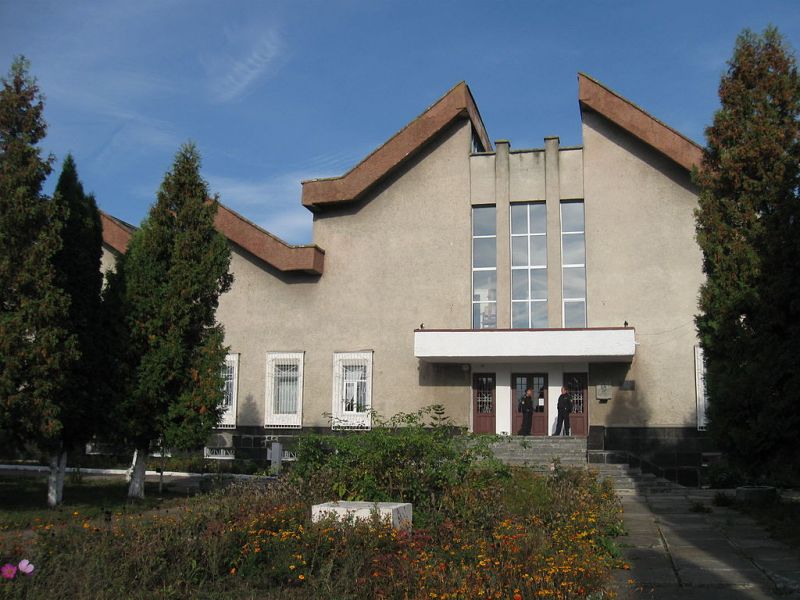 Bukhanchuk Museum of Fine Arts, Kmitov