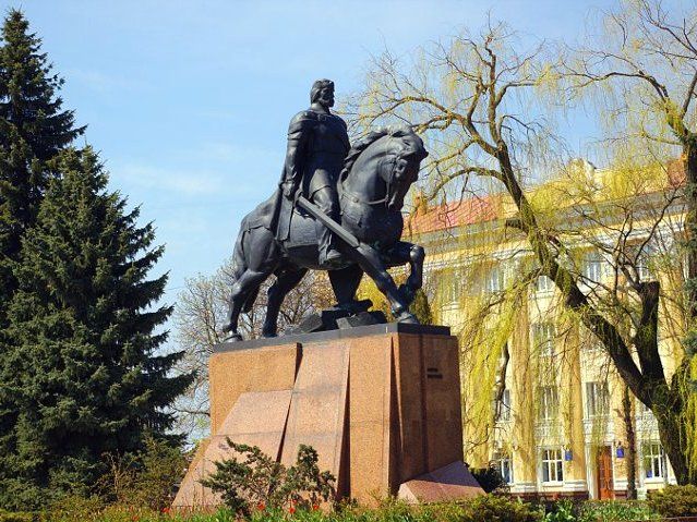 Памятник Даниле Галицкому, Тернополь