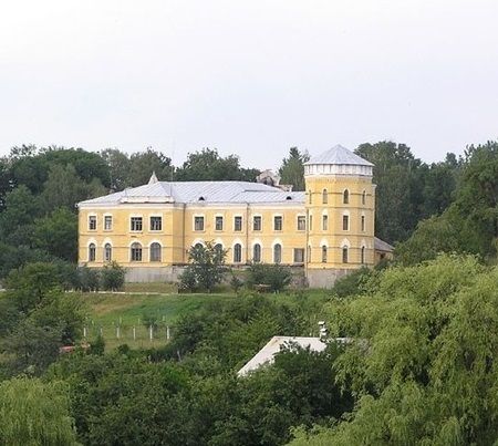 Палац Мезенцева, Новоград-Волинський 
