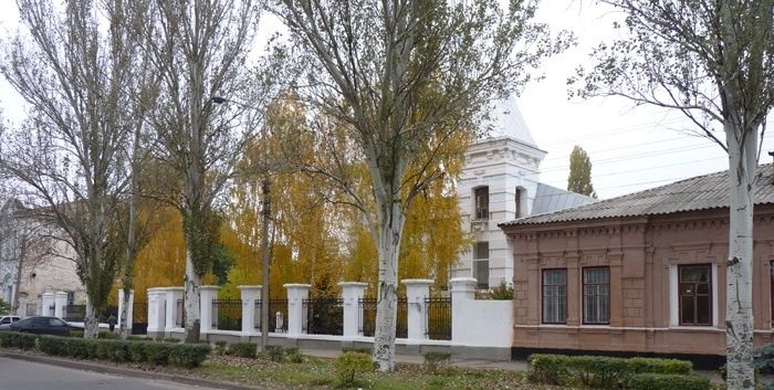  House of Yuritsyn, Melitopol 