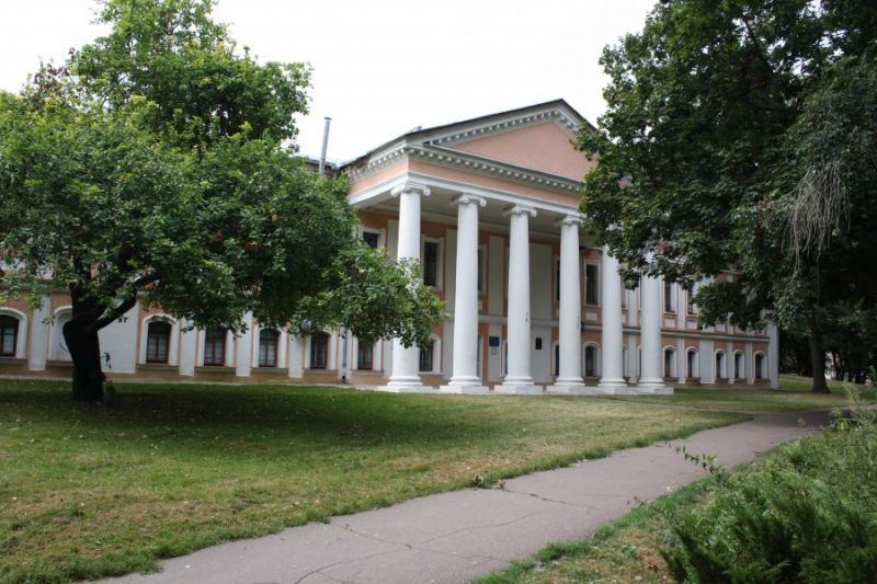  Archbishop's House, Chernigov 
