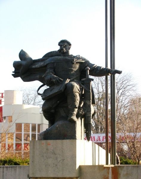  Monument to Boyan, Cherkassy 