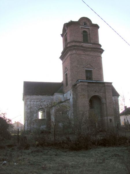 Костел Архангела Михаила, Голобы