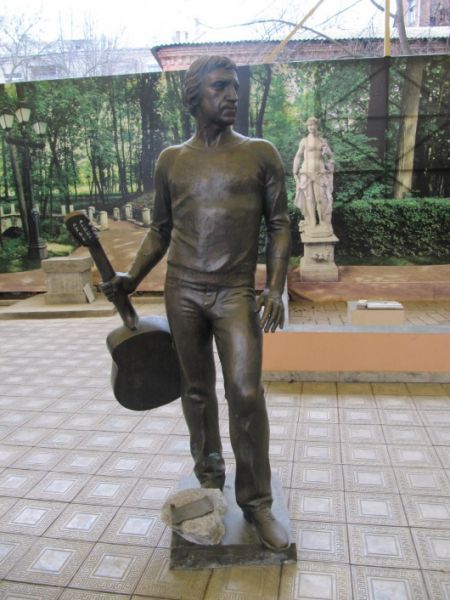 Monument to Vysotsky