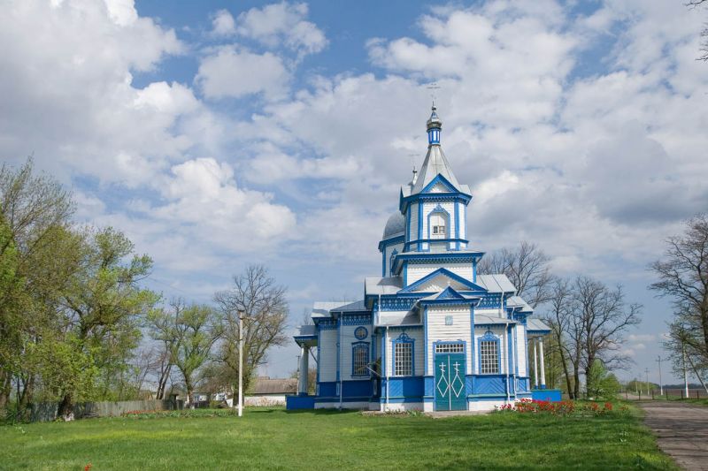 Николаевская церковь в Скориковке