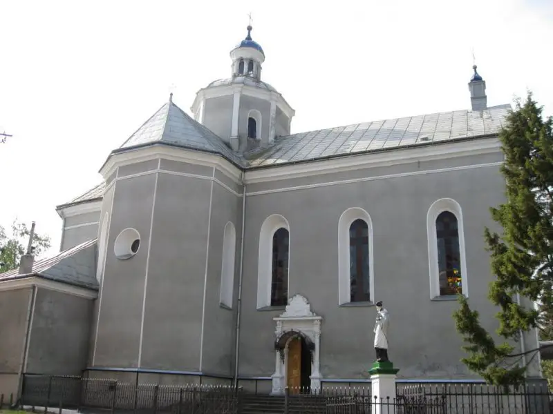 Церковь Воскресения Господнего (Золочев)