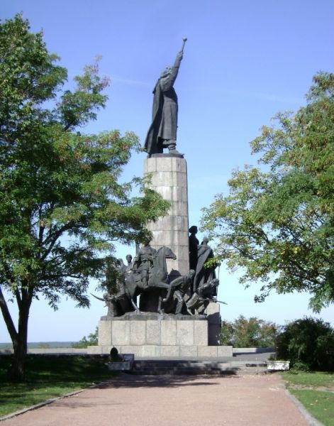 Памятник Богдану Хмельницкому на Замковой горе