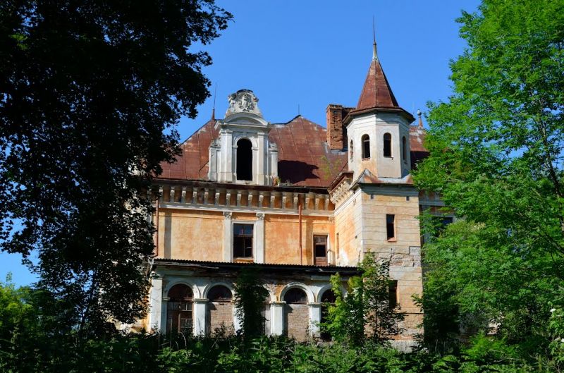  Manor Reyev, Priozernoe 