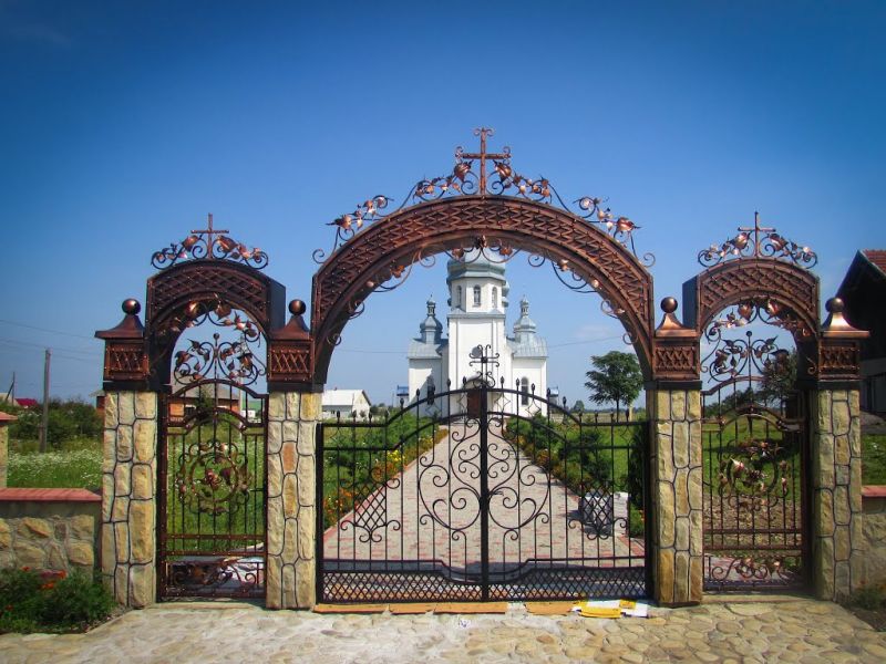 Church of the Holy Archangel Michael, Tsutsilov