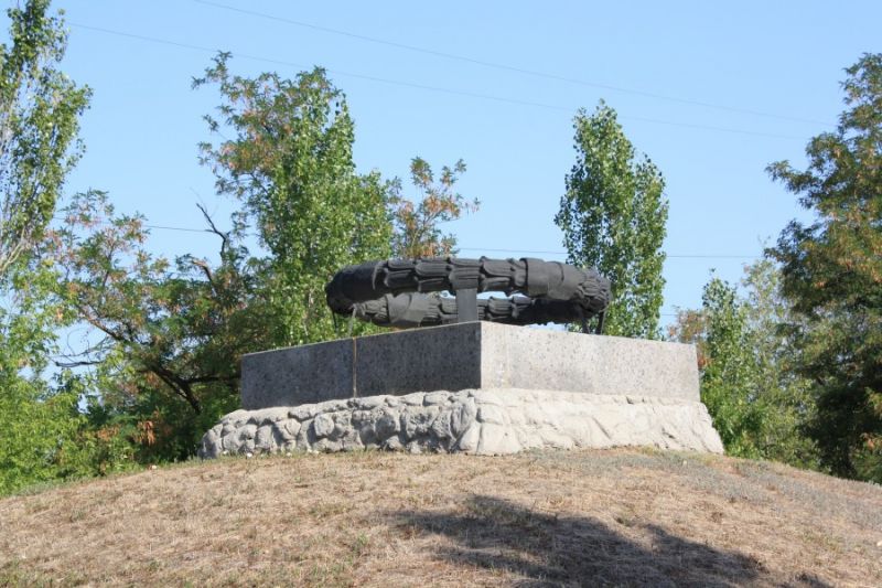 Мемориал Скорбящая мать, Николаев
