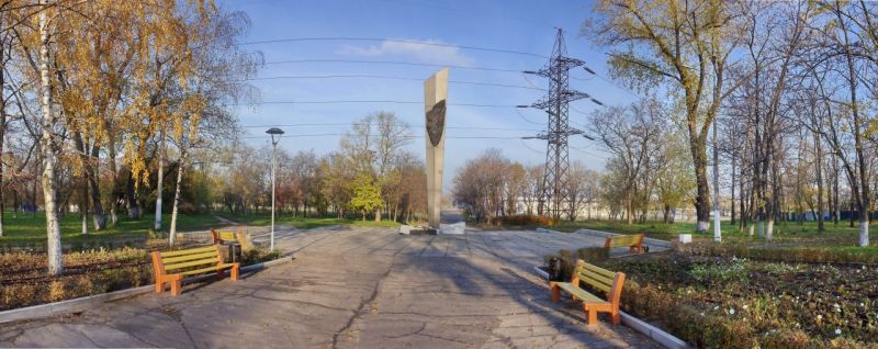 Monument to the Pilot-Komsomols of the 81st Aviation Regiment, Dnepropetrovsk