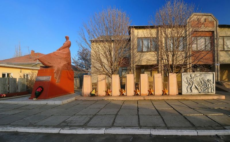 Memorial in honor of the liberation of Ternovka