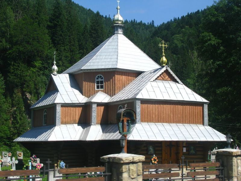 Церква Св. Дмитра, Татарів
