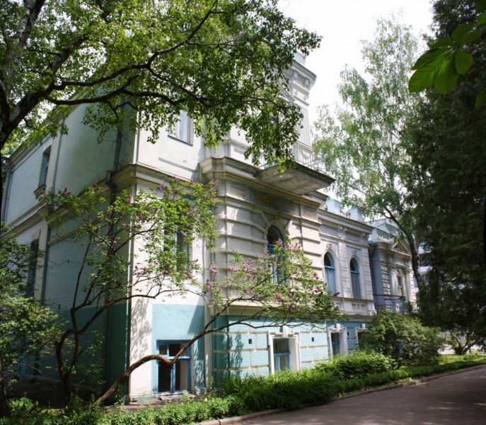 The Asmolov Manor