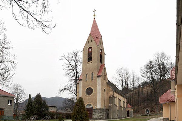  St. Augustine's Church, Perechin 