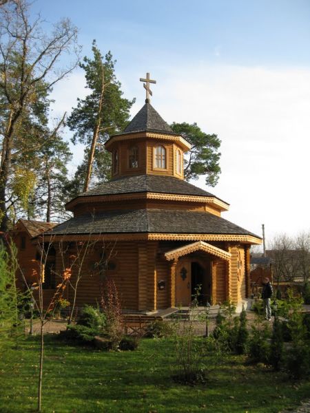 Церковь Св. Димитрия Солунского, Бузовая