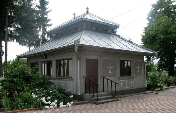  Church of the Assumption Theotokos, Boyany 