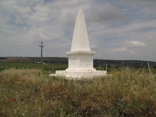 Monument to English Warriors