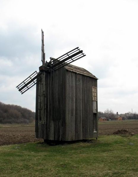 The wooden mill in Dikanka