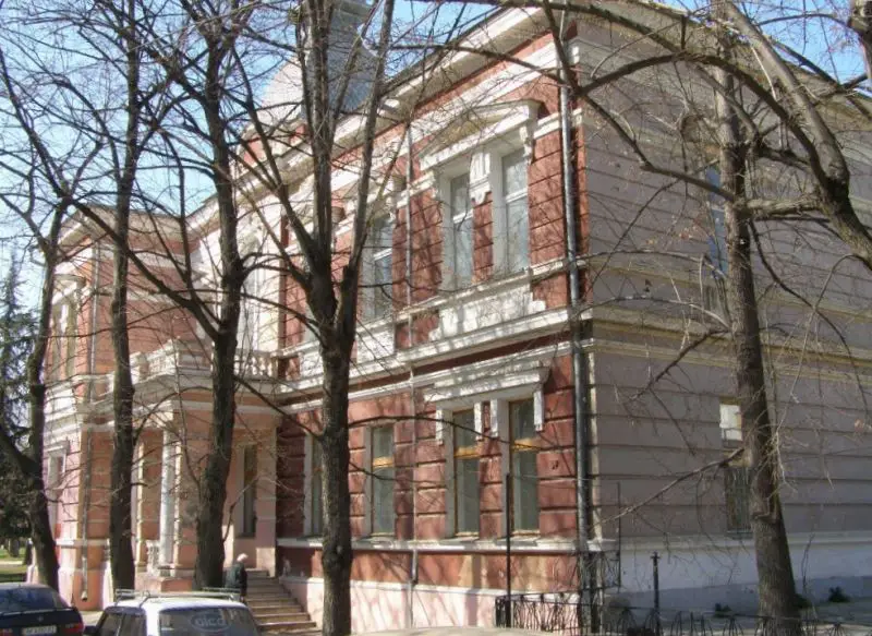Особняк Динцера