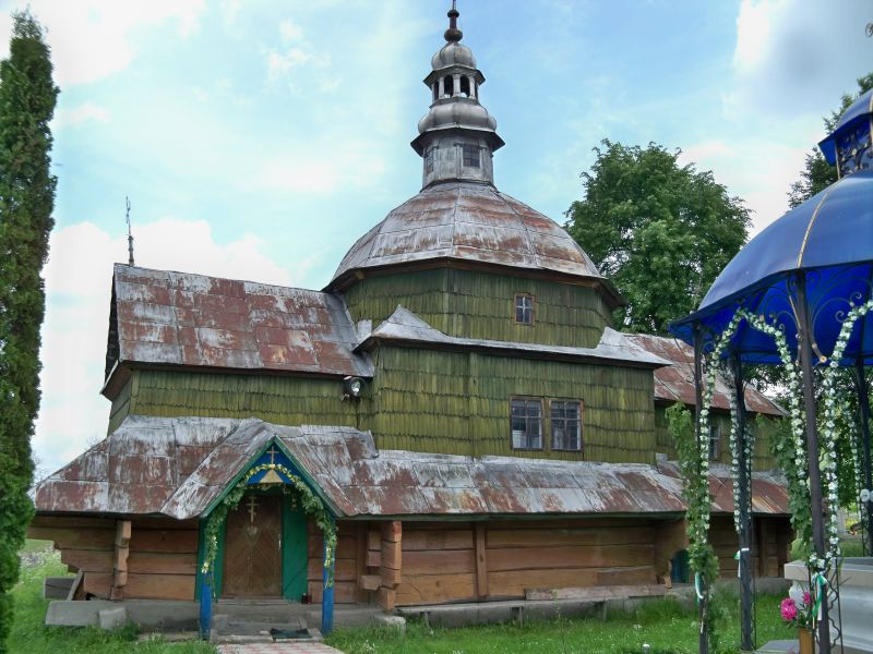 Церковь Петра и Павла, Урмань