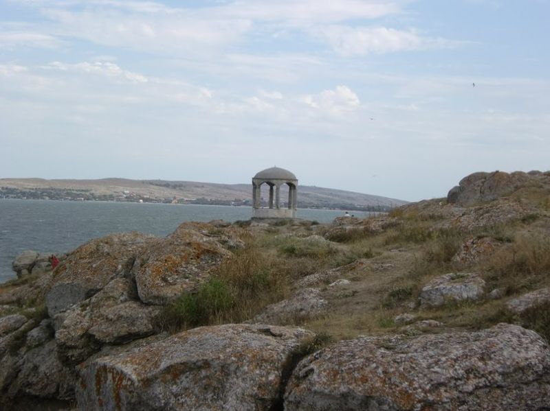 Arbor Rotunda on the Arabat Gulf