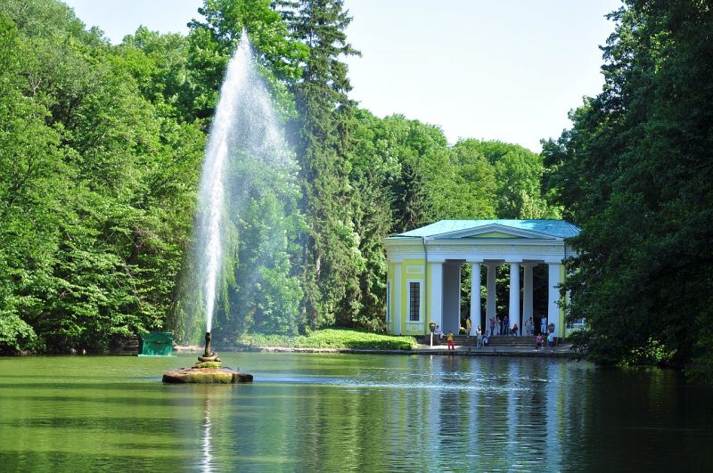  National dendrological park Sofiyivka 